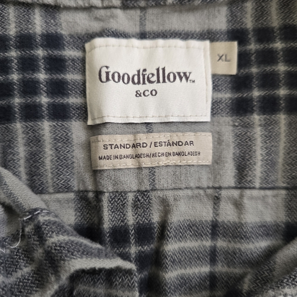 Goodfellow & Co Men’s Plaid Button-Up Flannel Shirt – Gray & Navy (XL) - Picture 6 of 6